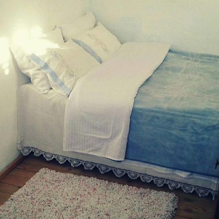 Small Room For Two In Private Villa 코르처 외부 사진